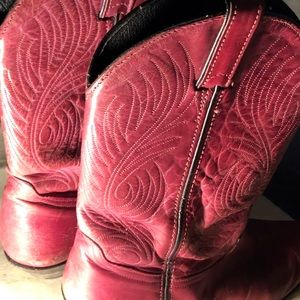 Vintage Cowboy Boots - Muted Red